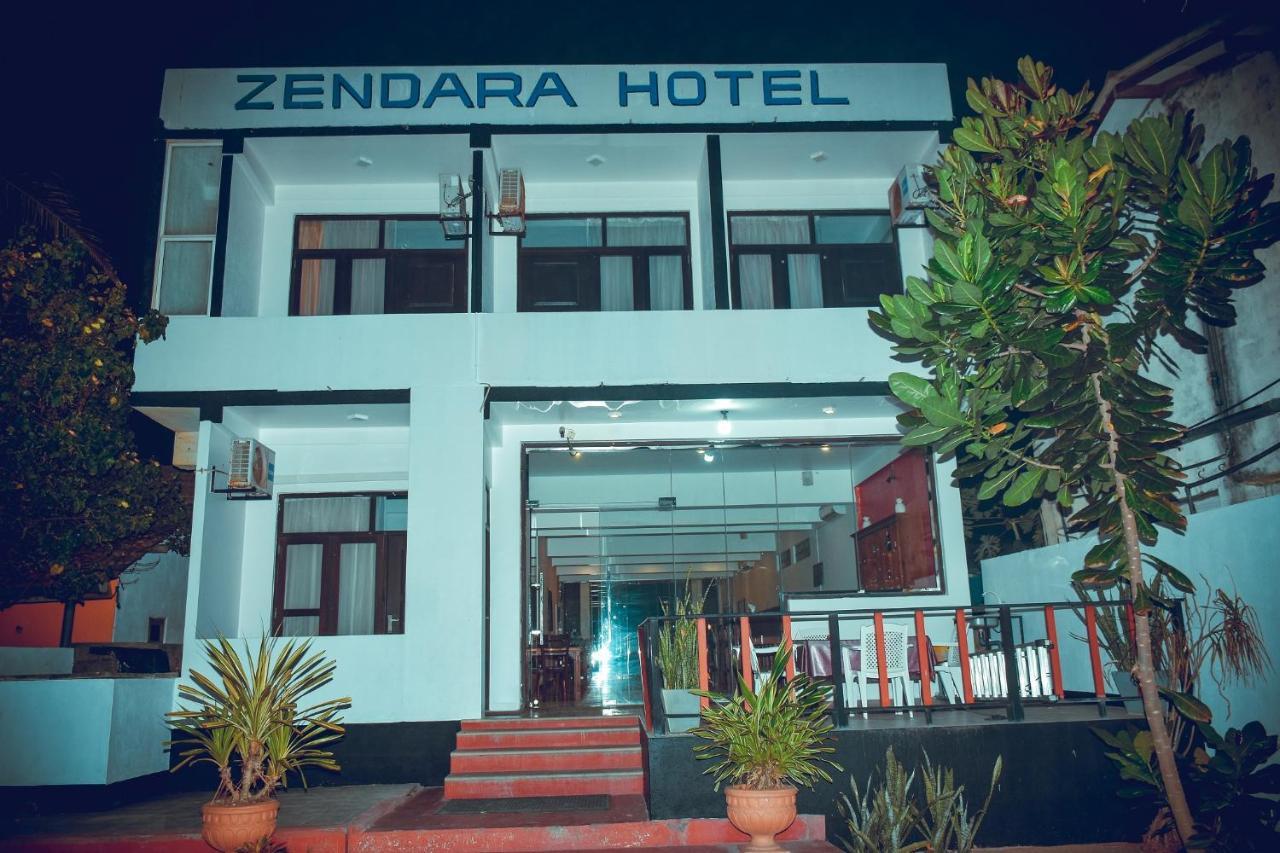 Zendara Hotel Negombo Extérieur photo