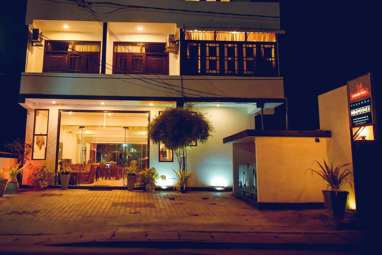Zendara Hotel Negombo Extérieur photo