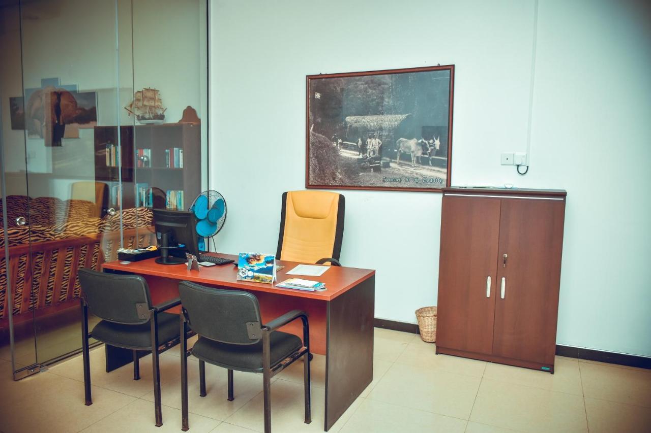 Zendara Hotel Negombo Extérieur photo